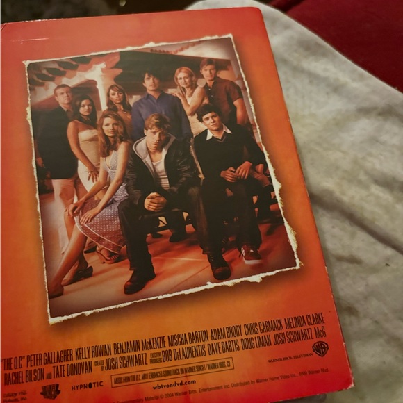 The OC Complete First Season DVD - Picture 2 of 5